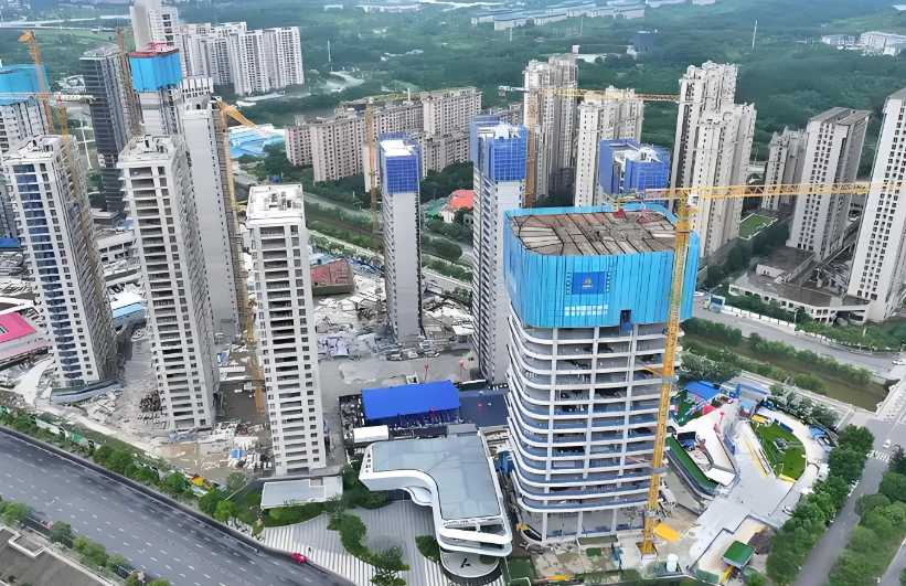 數(shù)字化、綠色化齊發(fā)展：江西建工構(gòu)建智慧工地新篇章